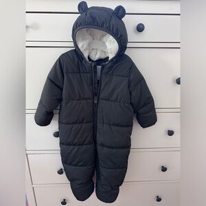 Cozy Black Hooded Baby Snowsuit